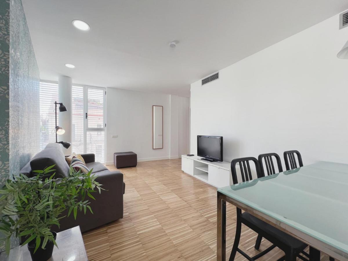 Stay U-Nique Apartments Pellaires برشلونة المظهر الخارجي الصورة