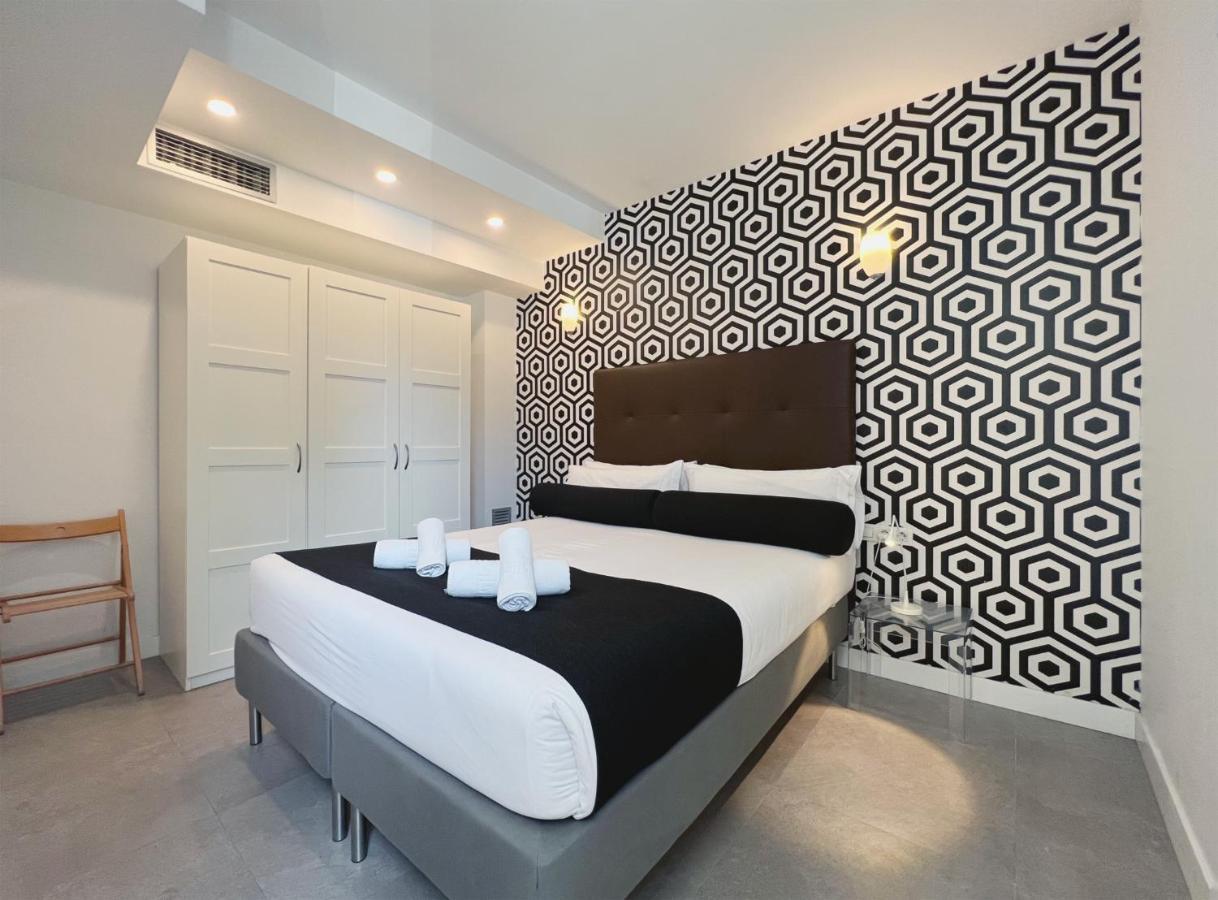 Stay U-Nique Apartments Pellaires برشلونة المظهر الخارجي الصورة