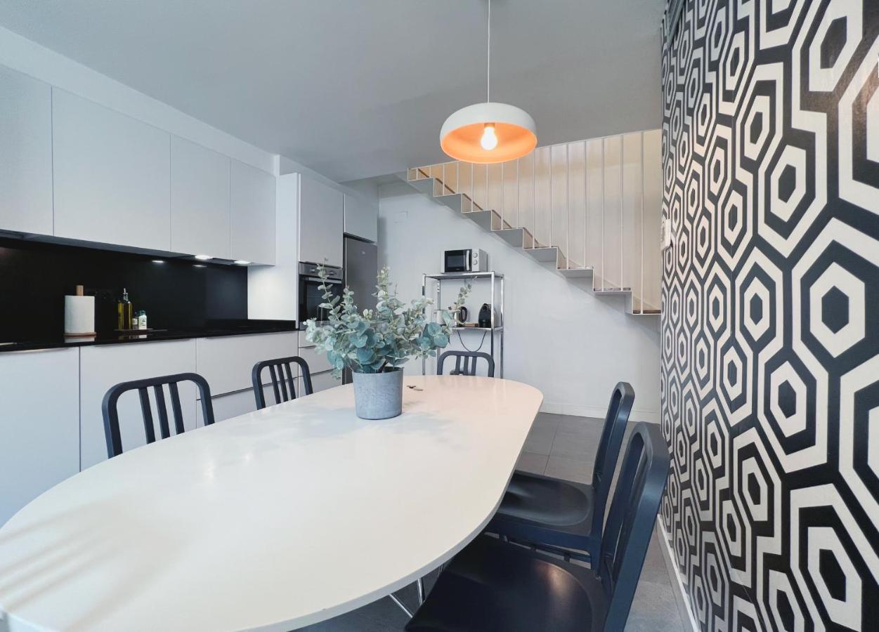 Stay U-Nique Apartments Pellaires برشلونة المظهر الخارجي الصورة
