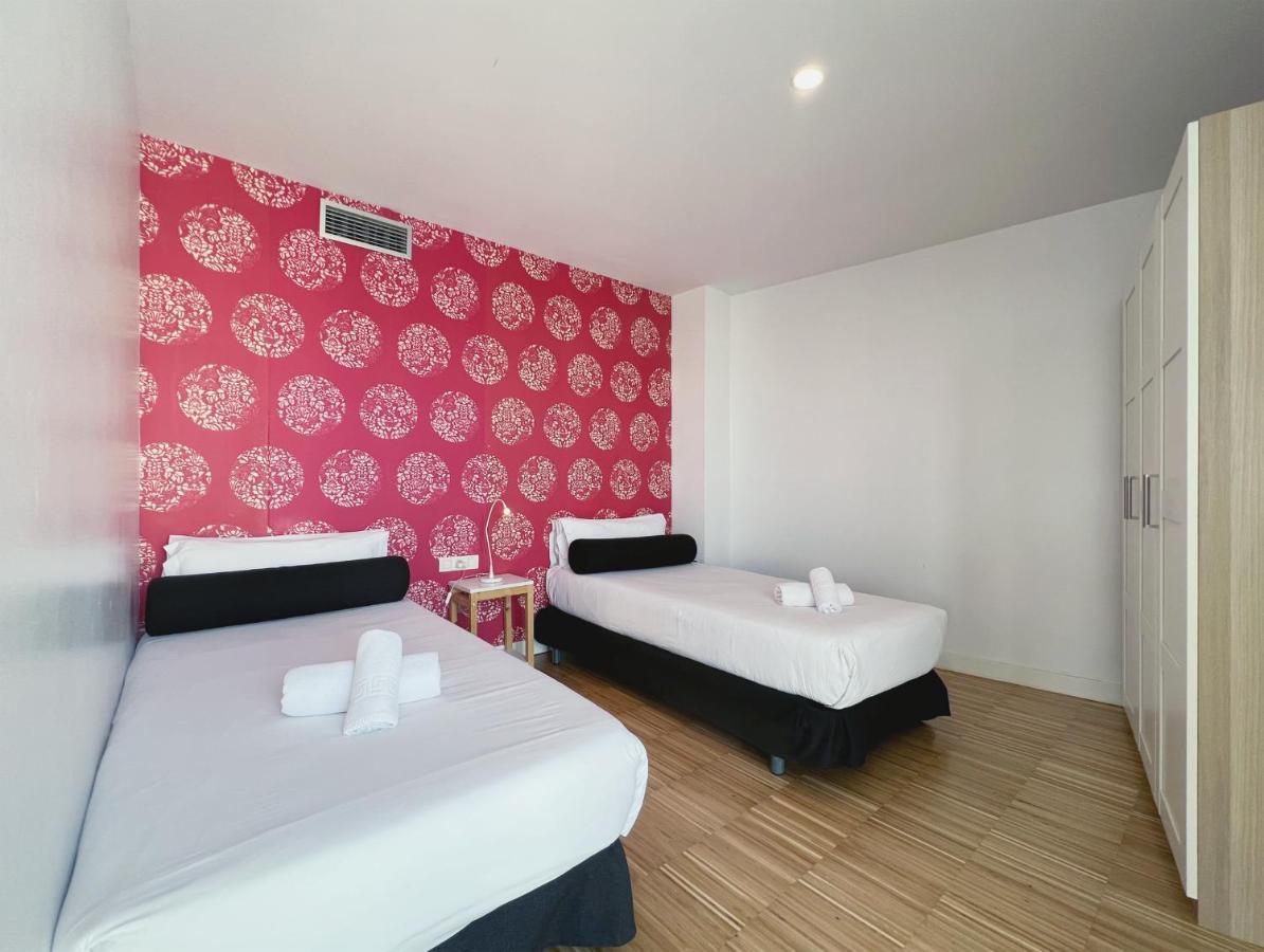 Stay U-Nique Apartments Pellaires برشلونة المظهر الخارجي الصورة