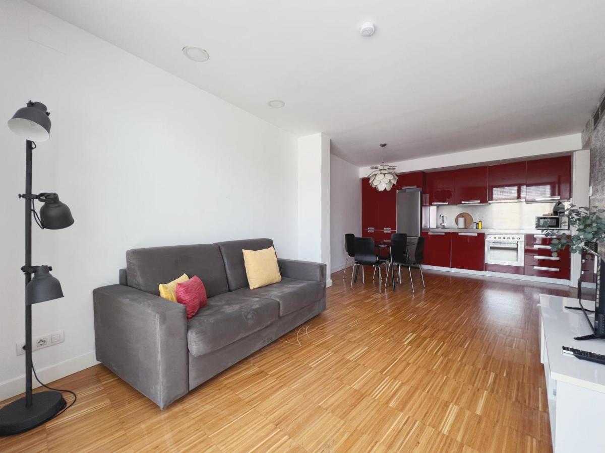 Stay U-Nique Apartments Pellaires برشلونة المظهر الخارجي الصورة