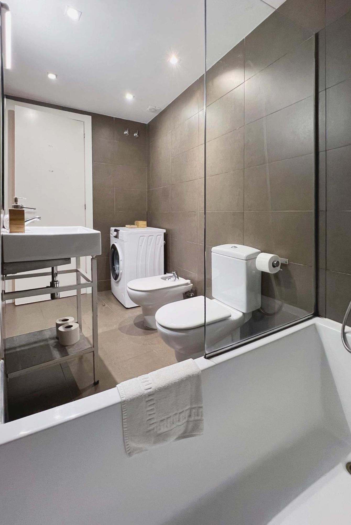 Stay U-Nique Apartments Pellaires برشلونة المظهر الخارجي الصورة
