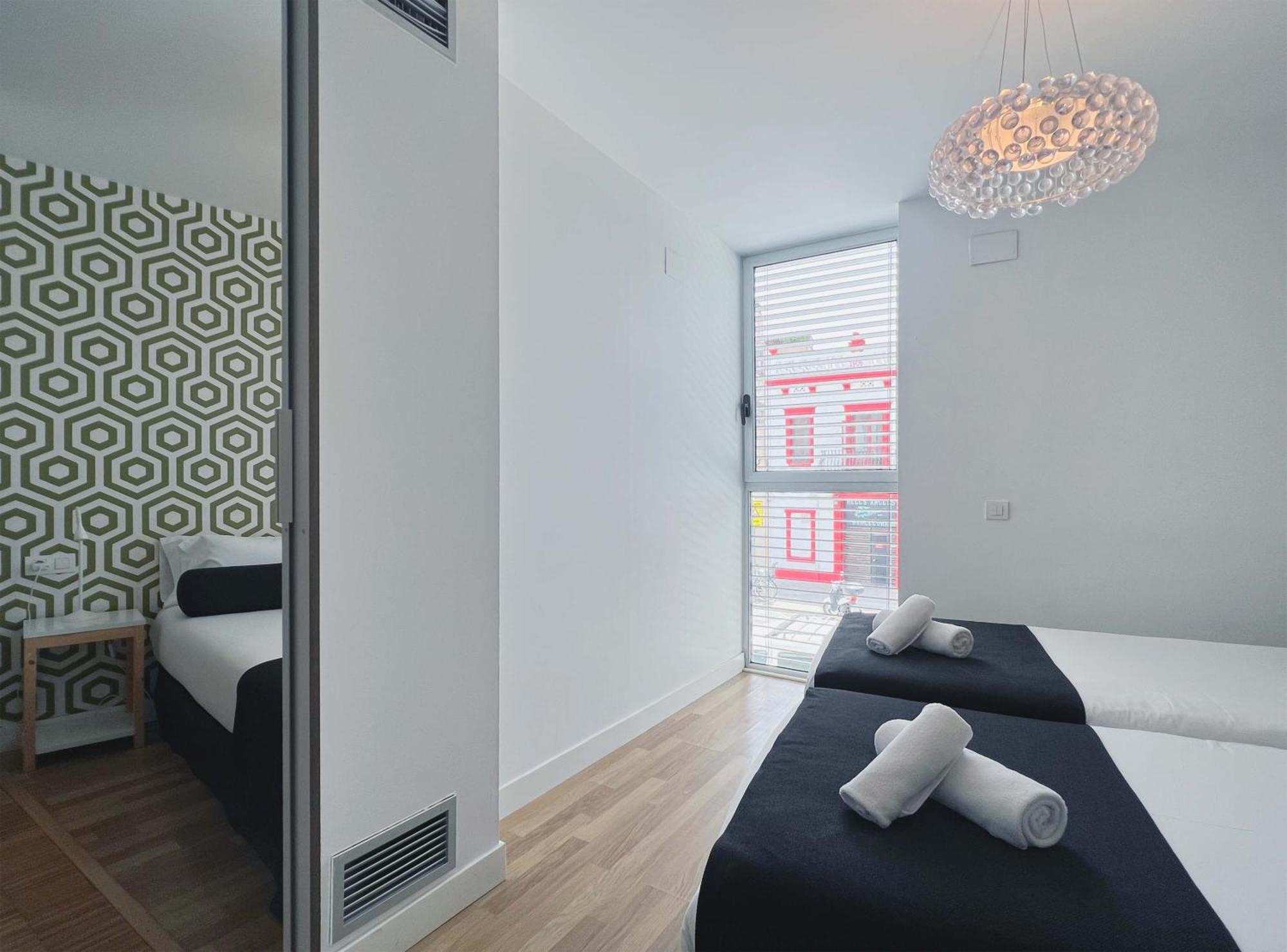 Stay U-Nique Apartments Pellaires برشلونة المظهر الخارجي الصورة